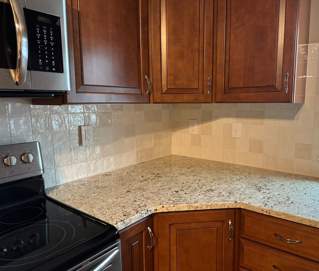 Detailed kitchen backsplash and countertop finish